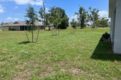 House in Punta Gorda, Florida 4 bedrooms, 169.83 sq.m. № 1769072 - photo 18