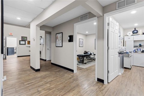 Immobilier commercial à vendre à Alachua, Floride: 1328.78 m2 № 2214266 - photo 24