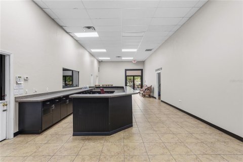 Immobilier commercial à vendre à Alachua, Floride: 1328.78 m2 № 2214266 - photo 7