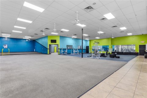 Immobilier commercial à vendre à Alachua, Floride: 1328.78 m2 № 2214266 - photo 8