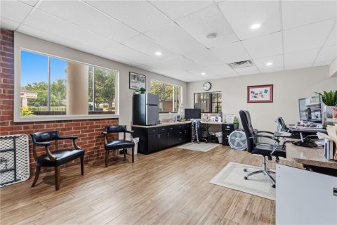 Immobilier commercial à vendre à Alachua, Floride: 1328.78 m2 № 2214266 - photo 22