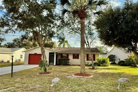 Condo à Leesburg, Floride, 2 chambres  № 2102245