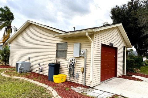 Copropriété à vendre à Leesburg, Floride: 2 chambres, 86.58 m2 № 2102245 - photo 3
