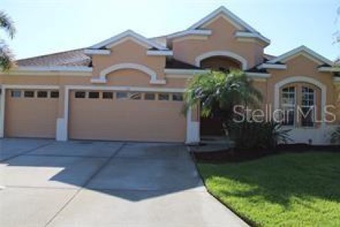 House in Palmetto, Florida 5 bedrooms, 294.87 sq.m. № 1832164 - photo 1