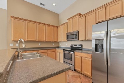 House in Palmetto, Florida 5 bedrooms, 294.87 sq.m. № 1832164 - photo 20