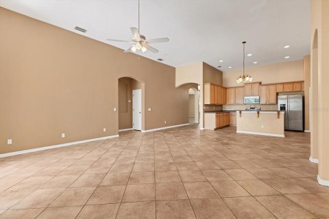 House in Palmetto, Florida 5 bedrooms, 294.87 sq.m. № 1832164 - photo 17