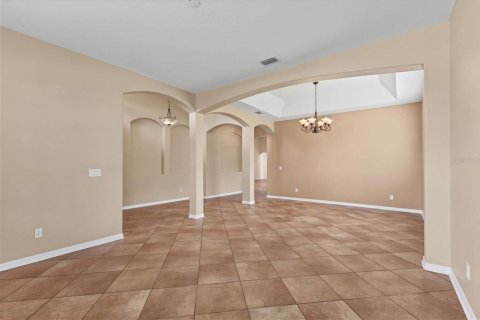 House in Palmetto, Florida 5 bedrooms, 294.87 sq.m. № 1832164 - photo 10