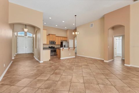 House in Palmetto, Florida 5 bedrooms, 294.87 sq.m. № 1832164 - photo 13
