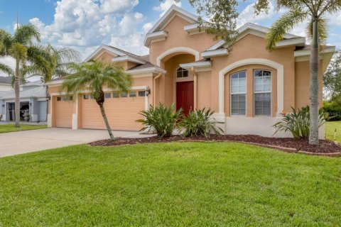 House in Palmetto, Florida 5 bedrooms, 294.87 sq.m. № 1832164 - photo 5