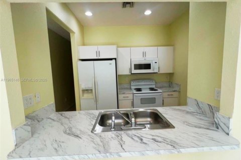 Adosado en alquiler en Homestead, Florida, 3 dormitorios, 112.97 m2 № 2026481 - foto 3