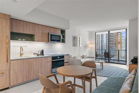 Condo in Miami, Florida, 1 bedroom № 2005692 - photo 26