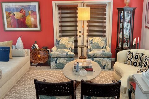House in Tavernier, Florida 3 bedrooms, 197.7 sq.m. № 1939138 - photo 4