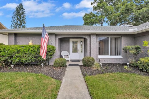 House in Palm Harbor, Florida 2 bedrooms, 152.55 sq.m. № 2149316 - photo 4