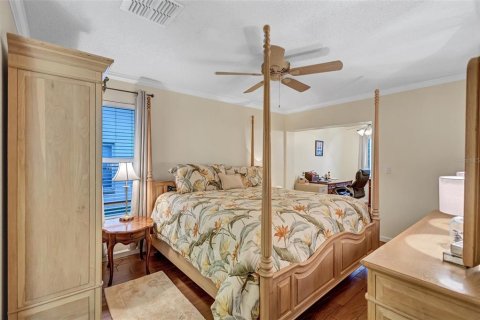 House in Palm Harbor, Florida 2 bedrooms, 152.55 sq.m. № 2149316 - photo 27