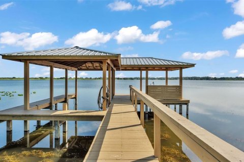 House in Haines City, Florida 3 bedrooms, 186.92 sq.m. № 1819132 - photo 25