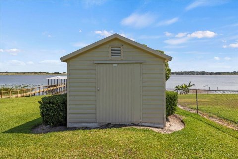 House in Haines City, Florida 3 bedrooms, 186.92 sq.m. № 1819132 - photo 22