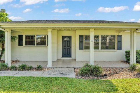 House in Haines City, Florida 3 bedrooms, 186.92 sq.m. № 1819132 - photo 4