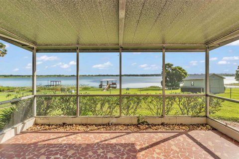 House in Haines City, Florida 3 bedrooms, 186.92 sq.m. № 1819132 - photo 3