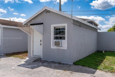 Apartamento en alquiler en Canal Point, Florida, 1 dormitorio, 26.76 m2 № 2026653 - foto 18