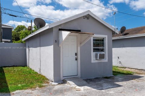 Apartamento en alquiler en Canal Point, Florida, 1 dormitorio, 26.76 m2 № 2026653 - foto 19