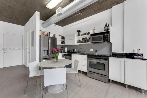 Copropriété à vendre à Miami, Floride: 2 chambres, 103.4 m2 № 1979777 - photo 6