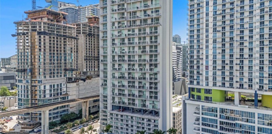 Condo à Miami, Floride, 2 chambres  № 1979777