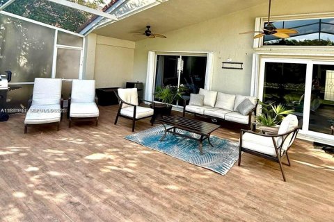 Casa en alquiler en Weston, Florida, 4 dormitorios, 190.91 m2 № 1990461 - foto 24