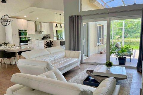 Casa en alquiler en Weston, Florida, 4 dormitorios, 190.91 m2 № 1990461 - foto 7