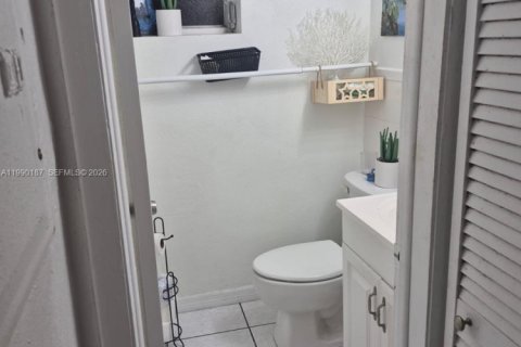 Apartamento en alquiler en Miami, Florida, 2 dormitorios, 65.77 m2 № 2057671 - foto 10