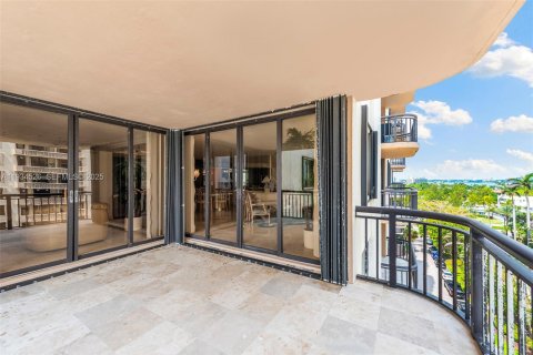 Copropriété à vendre à Bal Harbour, Floride: 2 chambres, 187.48 m2 № 1994557 - photo 15
