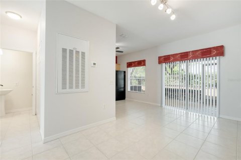 Купить таунхаус в Брейдентон, Флорида 6 комнат, 108.51м2, № 2098793 - фото 11
