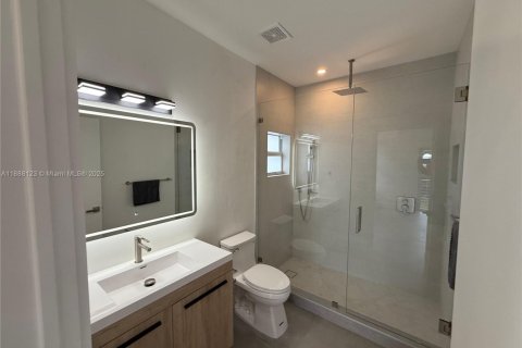 House in Miami, Florida 3 bedrooms № 1941208 - photo 27