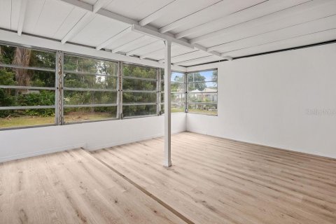 House in Saint Petersburg, Florida 2 bedrooms, 92.44 sq.m. № 1740444 - photo 20