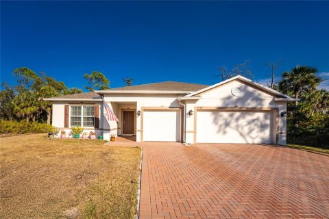 Villa ou maison à Port Charlotte, Floride 3 chambres, 193.61 m2 № 2127926