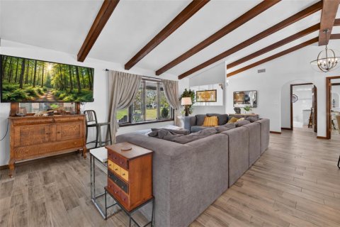 Villa ou maison à vendre à Ormond Beach, Floride: 4 chambres, 248.51 m2 № 2437104 - photo 16