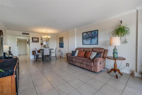 Condominio en venta en Clearwater, Florida, 2 dormitorios, 99.41 m2 № 2232024 - foto 4
