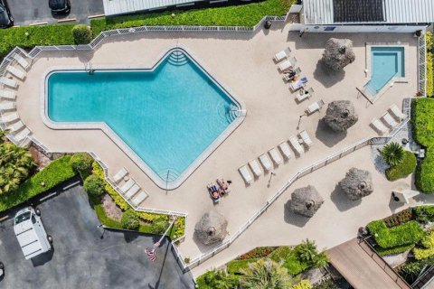 Condominio en venta en Clearwater, Florida, 2 dormitorios, 99.41 m2 № 2232024 - foto 28