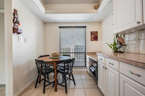Condominio en venta en Clearwater, Florida, 2 dormitorios, 99.41 m2 № 2232024 - foto 10