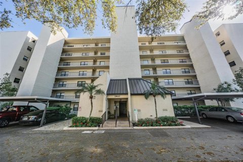 Condo in Clearwater, Florida, 2 bedrooms № 2232024