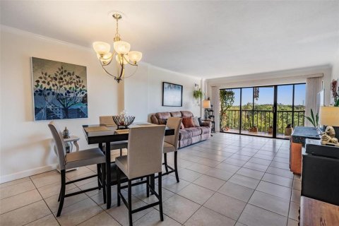 Condominio en venta en Clearwater, Florida, 2 dormitorios, 99.41 m2 № 2232024 - foto 12
