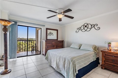 Condominio en venta en Clearwater, Florida, 2 dormitorios, 99.41 m2 № 2232024 - foto 16