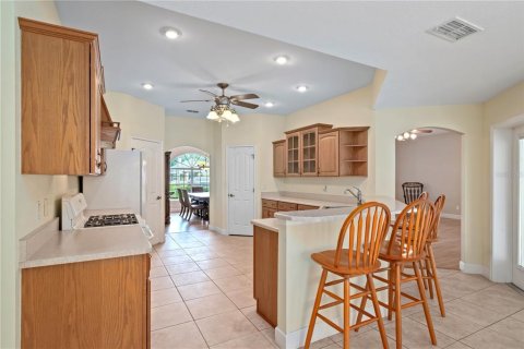 House in Ocala, Florida 3 bedrooms, 222.13 sq.m. № 1914720 - photo 14