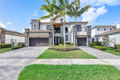 Купить виллу или дом в Паркленд, Флорида 6 спален, 429.39м2, № 2058949 - фото 5