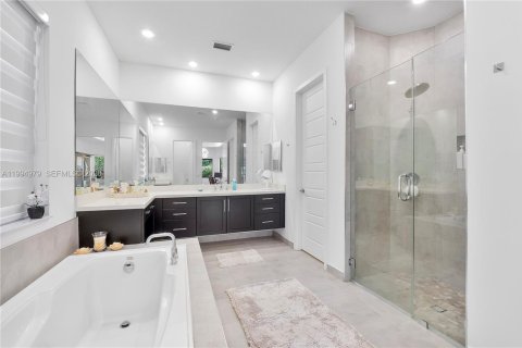 Купить виллу или дом в Паркленд, Флорида 6 спален, 429.39м2, № 2058949 - фото 9