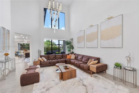 Купить виллу или дом в Паркленд, Флорида 6 спален, 429.39м2, № 2058949 - фото 11