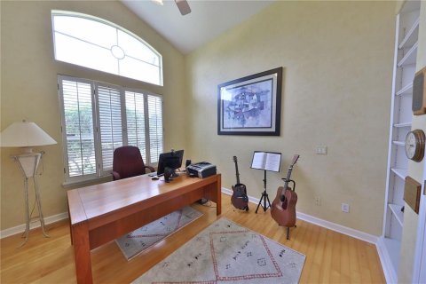 House in Lake Mary, Florida 4 bedrooms, 265.33 sq.m. № 1792659 - photo 13
