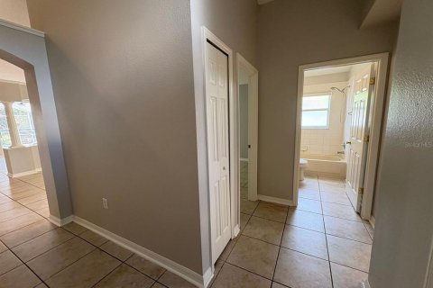Villa ou maison à louer à Kissimmee, Floride: 4 chambres, 169.27 m2 № 2433245 - photo 19