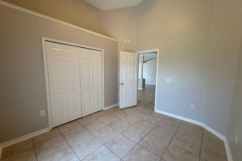 Villa ou maison à louer à Kissimmee, Floride: 4 chambres, 169.27 m2 № 2433245 - photo 24