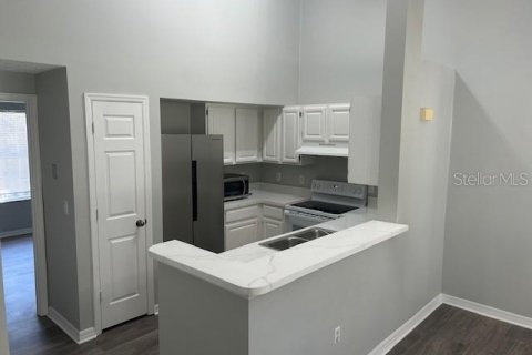 Copropriété à louer à Gainesville, Floride: 2 chambres, 116.13 m2 № 1910131 - photo 2