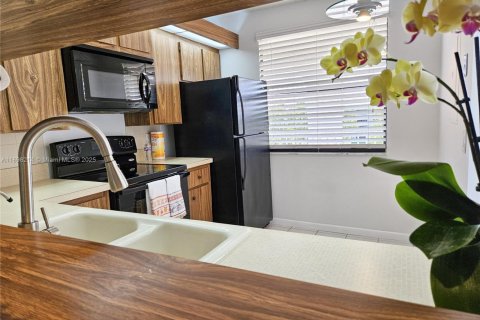 Condominio en venta en Boca Raton, Florida, 2 dormitorios, 128.67 m2 № 1949494 - foto 1